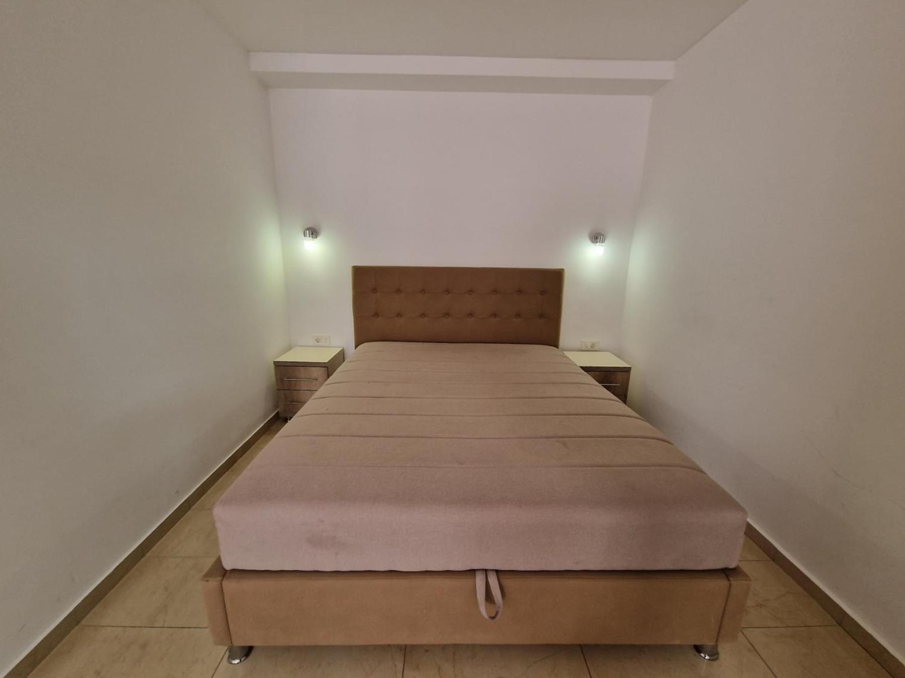 Tondo Lägenhet Tivat Exteriör bild