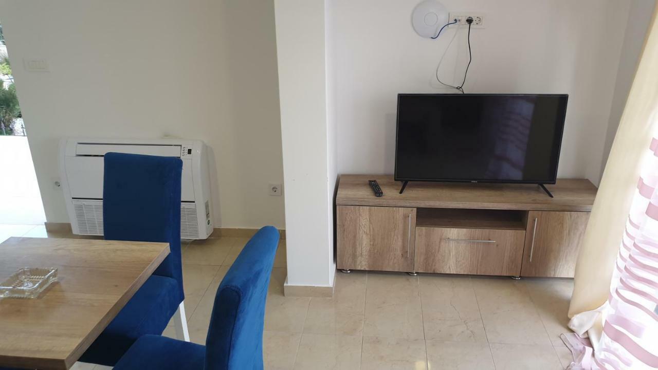 Tondo Lägenhet Tivat Exteriör bild