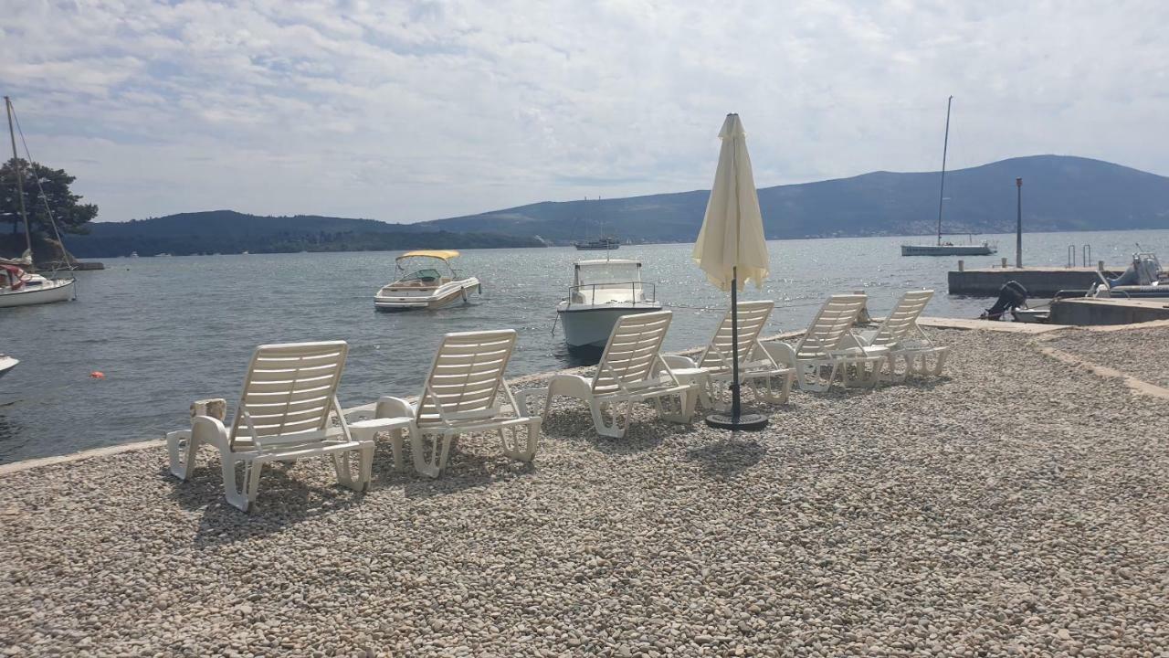 Tondo Lägenhet Tivat Exteriör bild